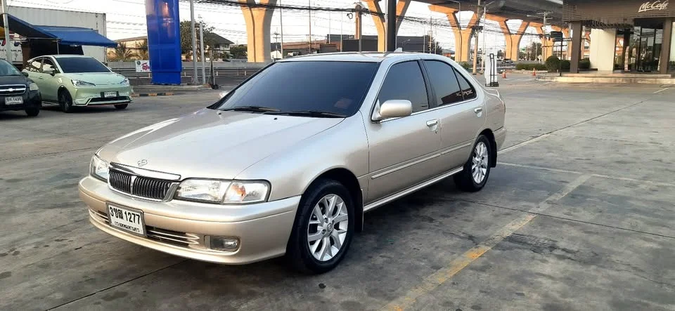 2001 Nissan Sunny IV 2