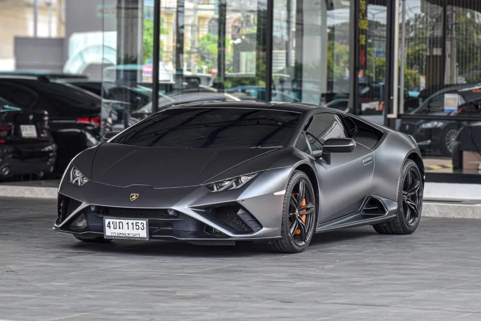 2022 Lamborghini Huracan 3