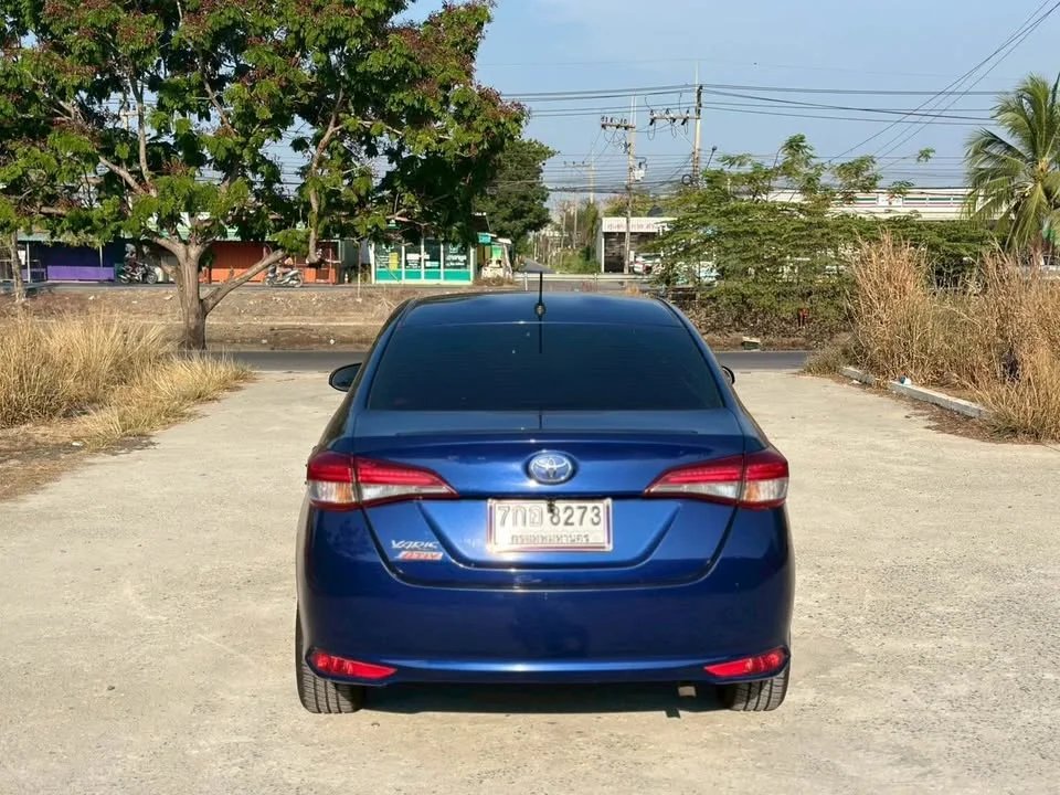 2018 Toyota Yaris ATIV III 2