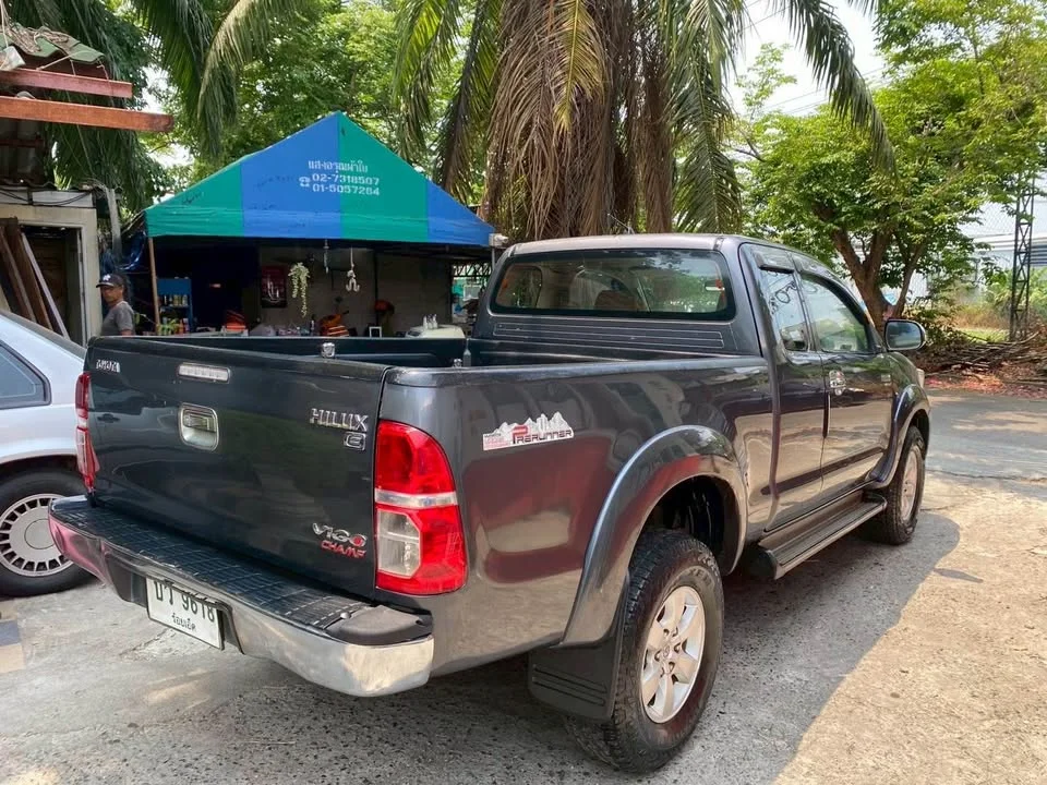2013 Toyota Hilux VII 3