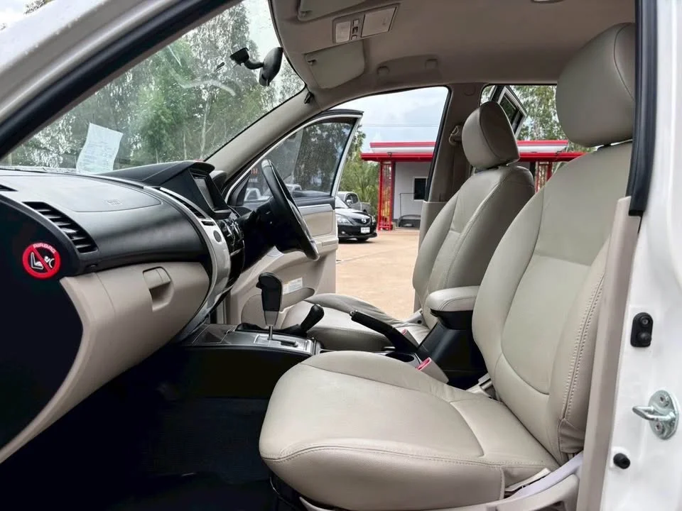 2009 Mitsubishi Pajero Sport II 3