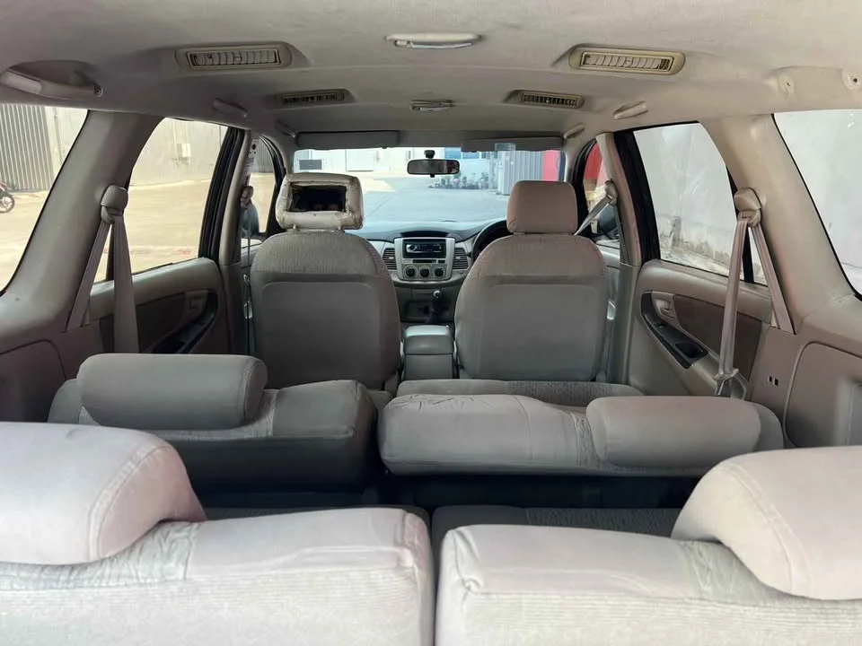2011 Toyota Innova I 3
