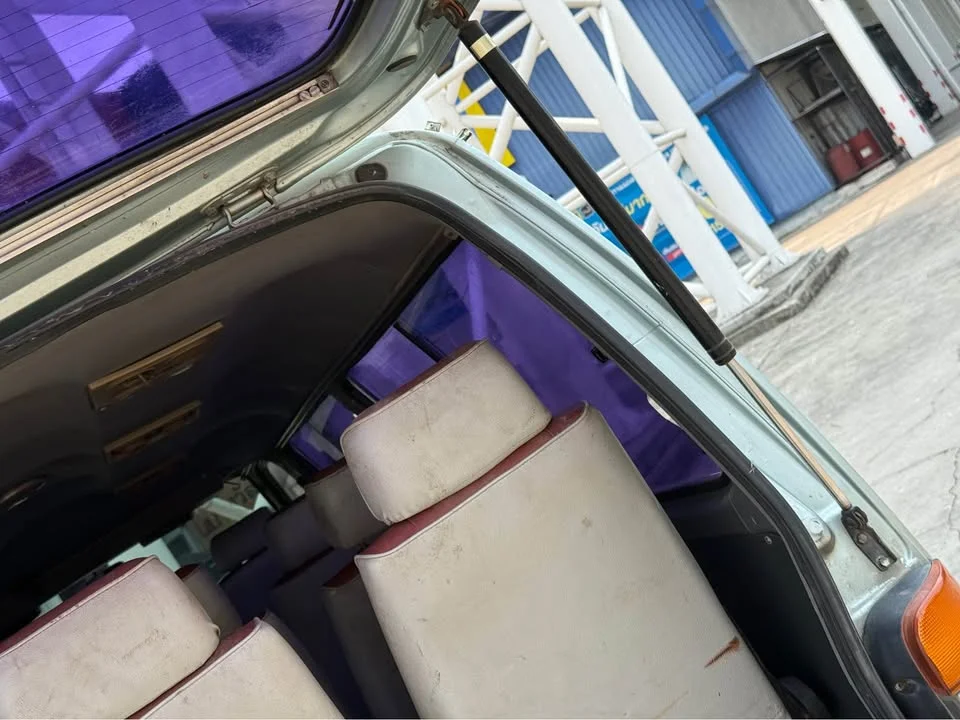 1993 Toyota Commuter IV (H100) 3