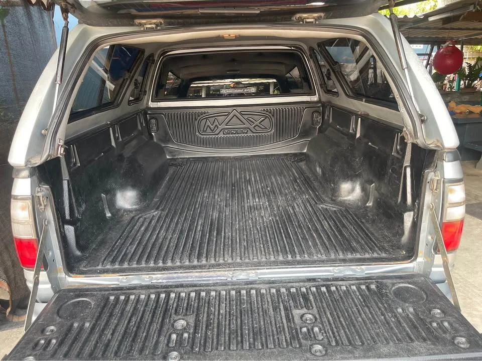 2001 Isuzu Faster Dragon Eyes III 2
