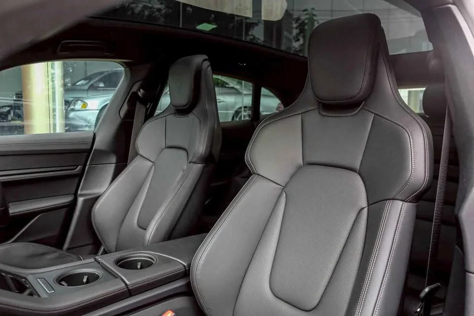 2023 Porsche Taycan 9J1 2