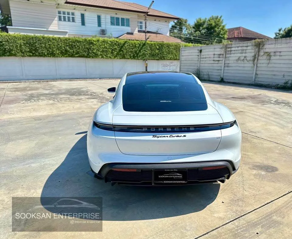 2022 Porsche Taycan 9J1 3