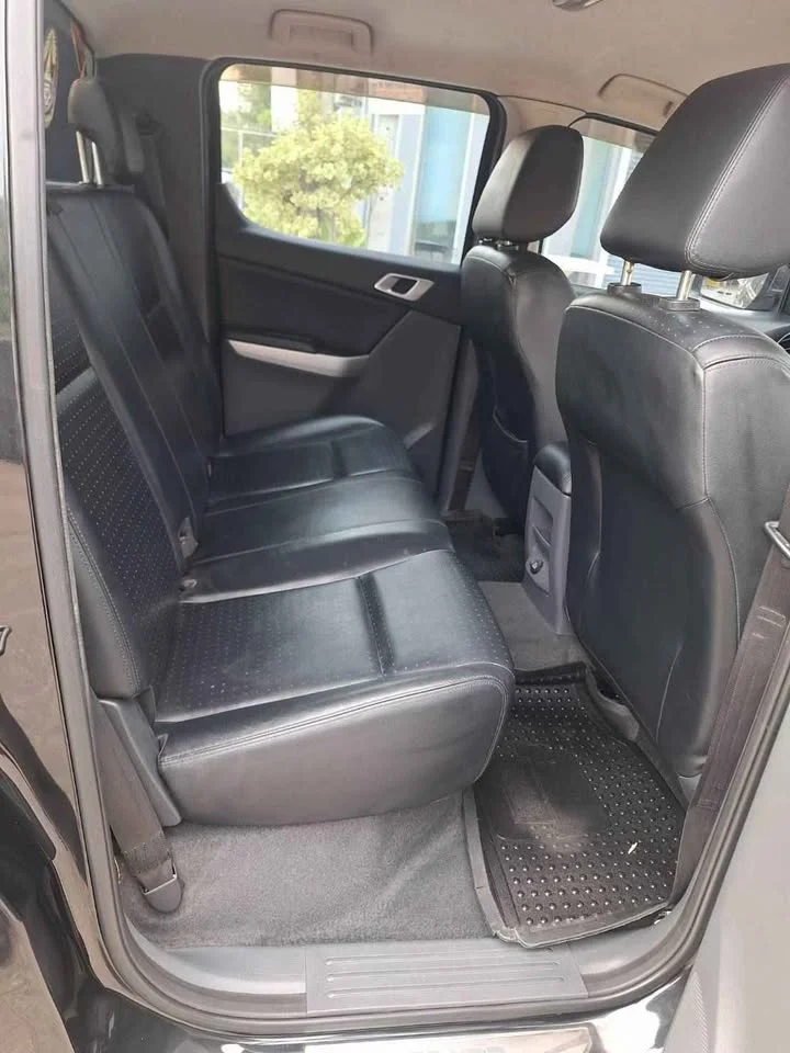 2012 Mazda BT-Series II 3