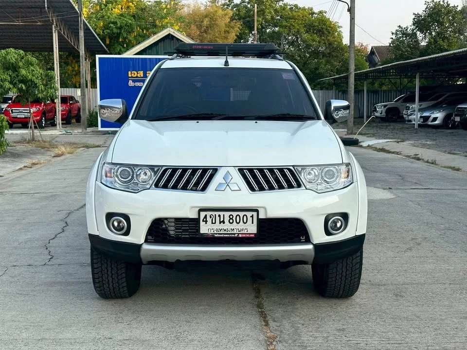 2010 Mitsubishi Pajero Sport II 2