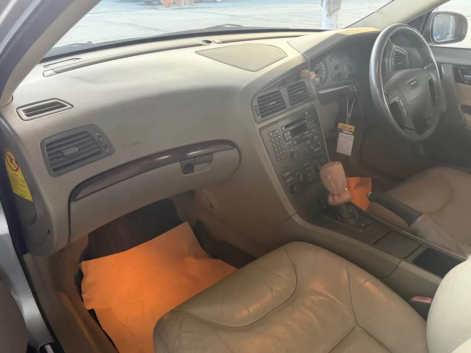 2003 Volvo V70 II 2