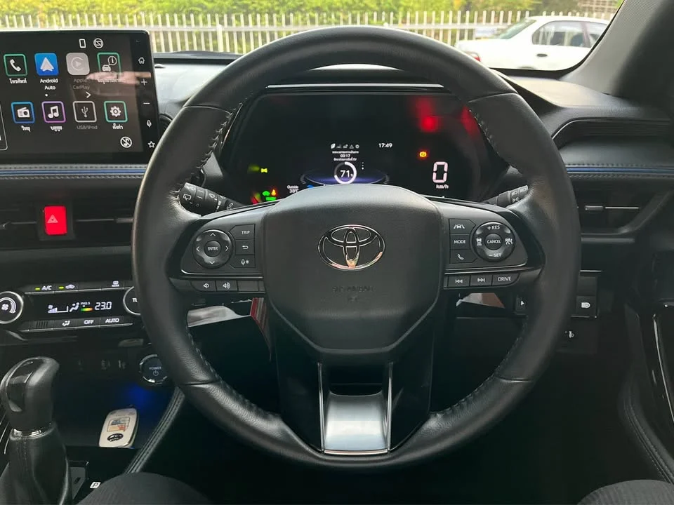 2024 Toyota Yaris Cross AC200 3