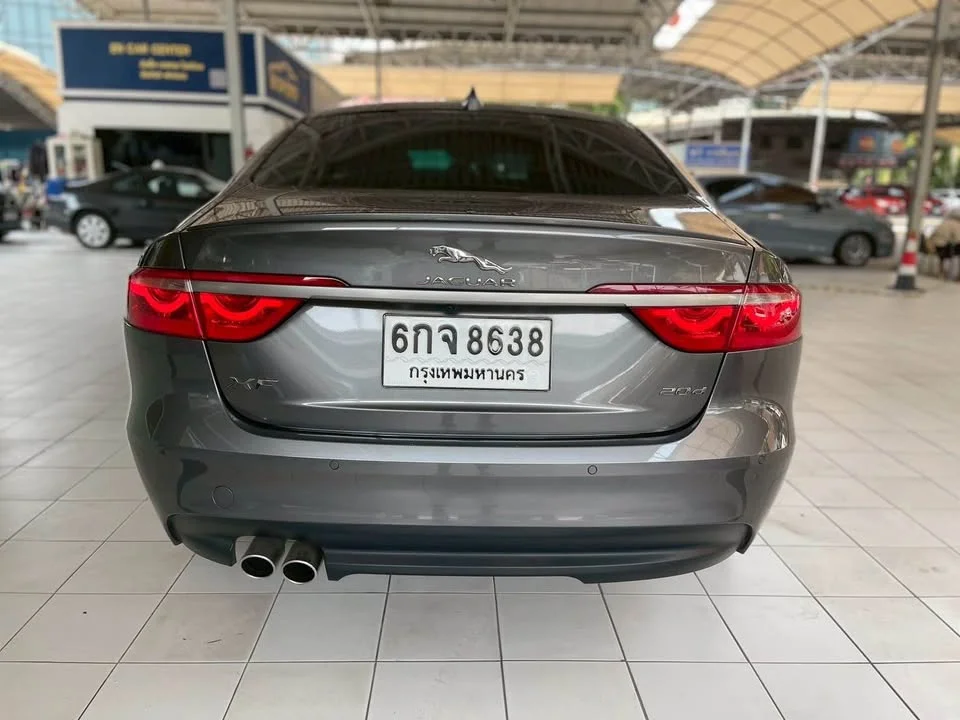 2017 Jaguar XF X260 2