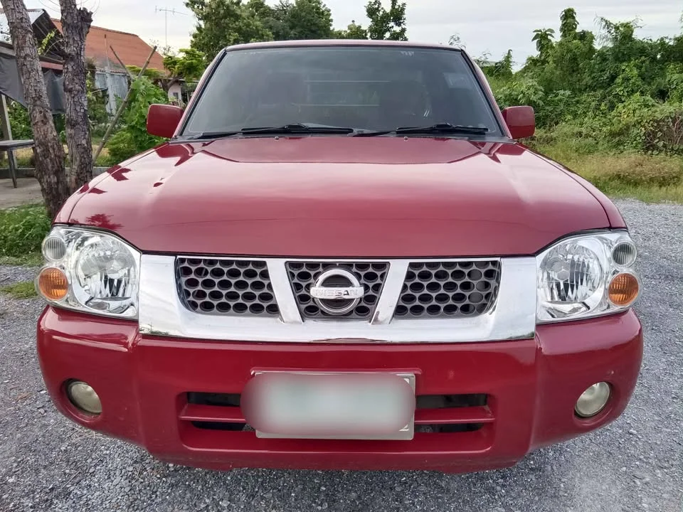 2003 Nissan Frontier I 3