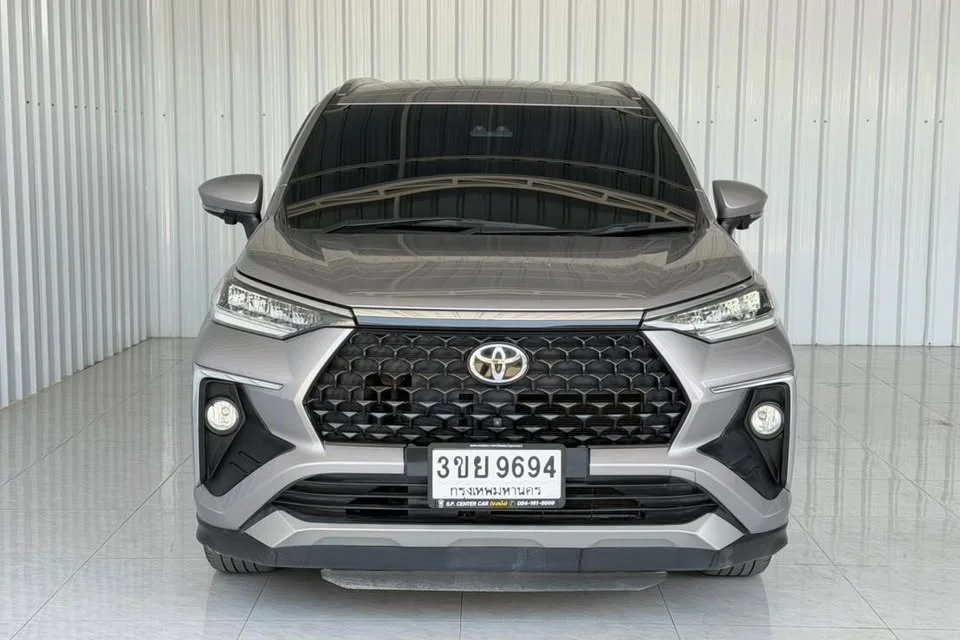 2023 Toyota Veloz III 3