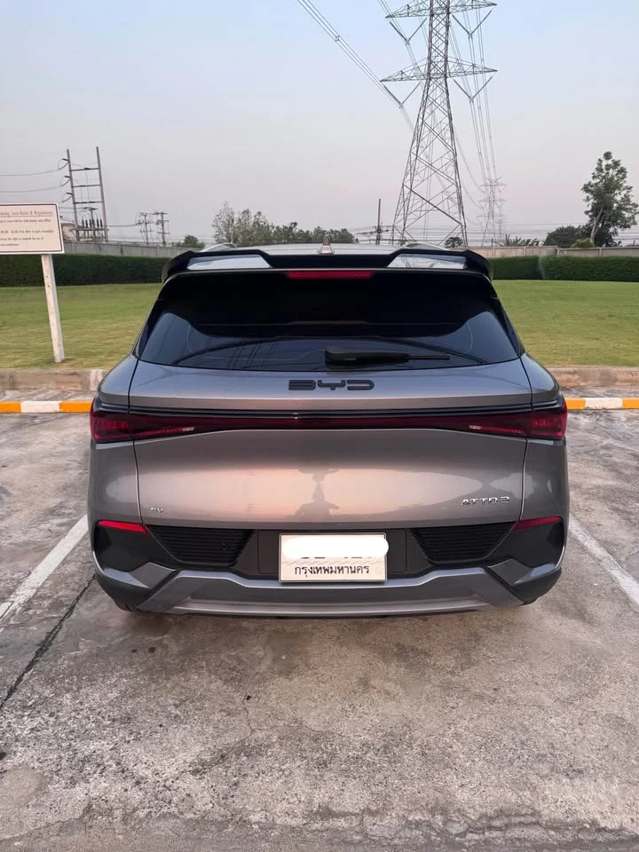2023 BYD Atto 3 2