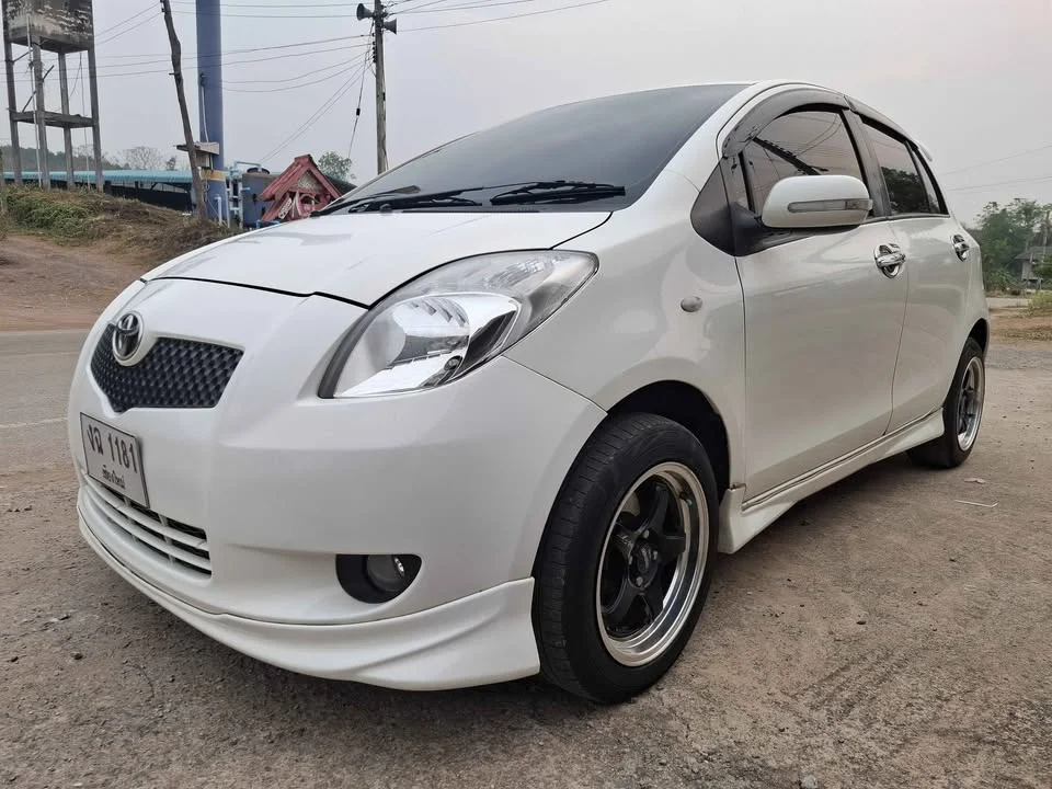 2006 Toyota Yaris II 3