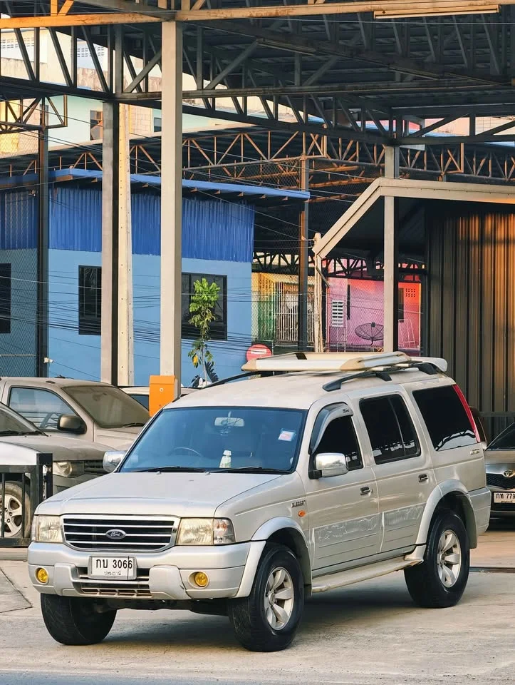 2003 Ford Everest I 2