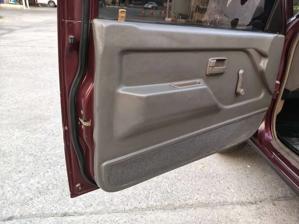 1995 Isuzu TFR III 2