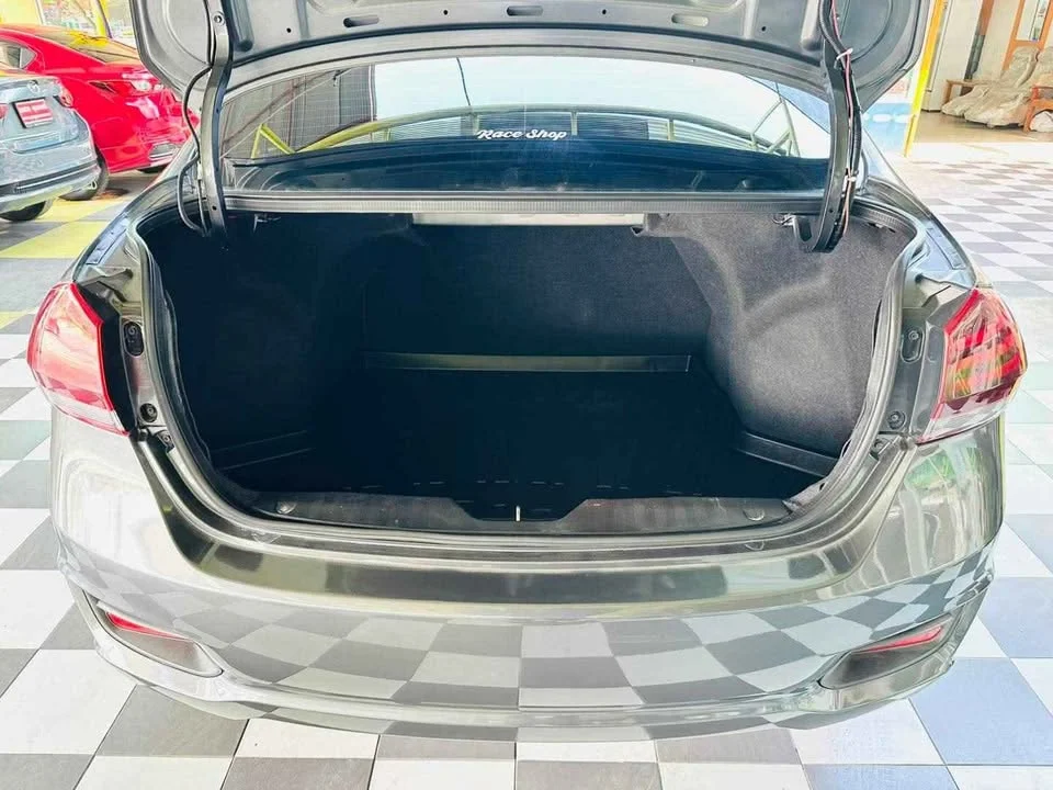 2017 Suzuki Ciaz 2