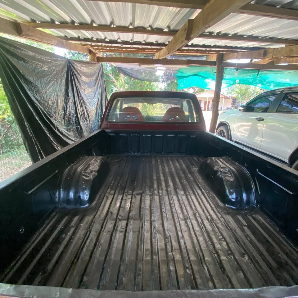 1997 Mitsubishi Triton II 3