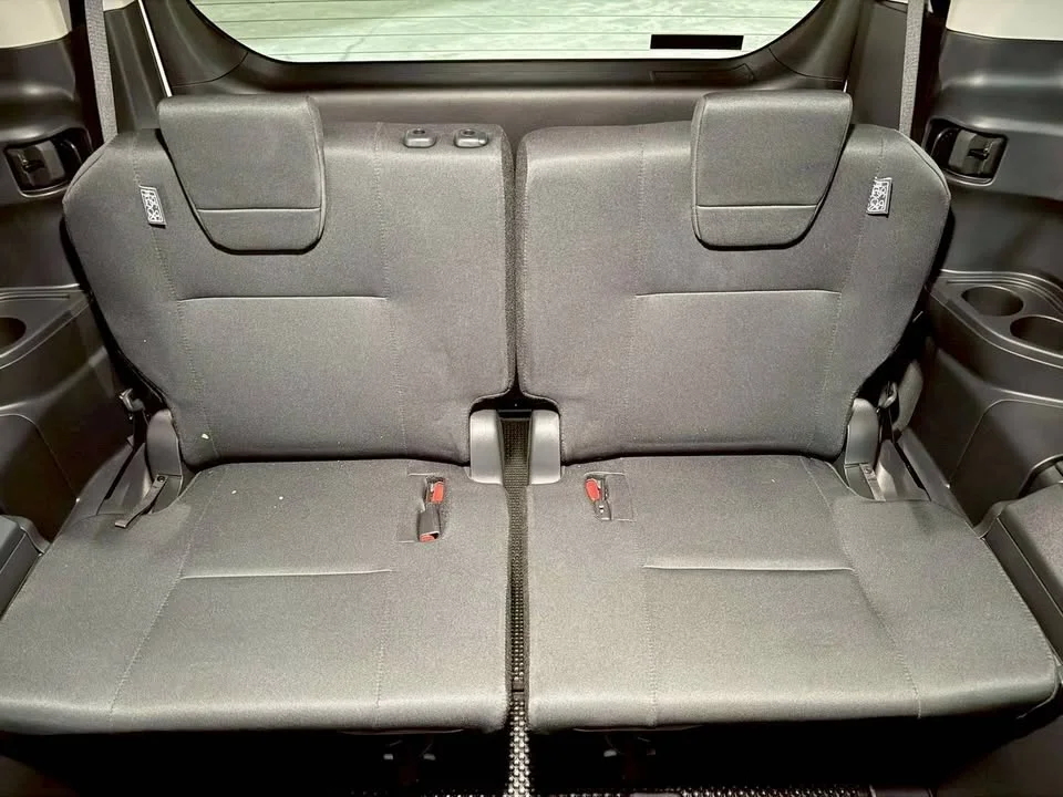 2024 Toyota Voxy IV 2