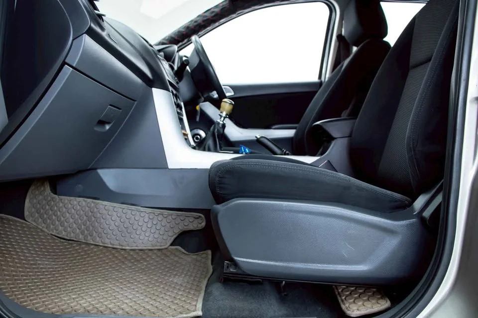 2012 Mazda BT-Series II 2