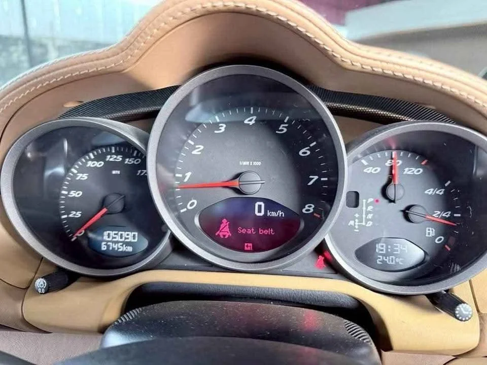 2011 Porsche Boxster and Cayman II 3