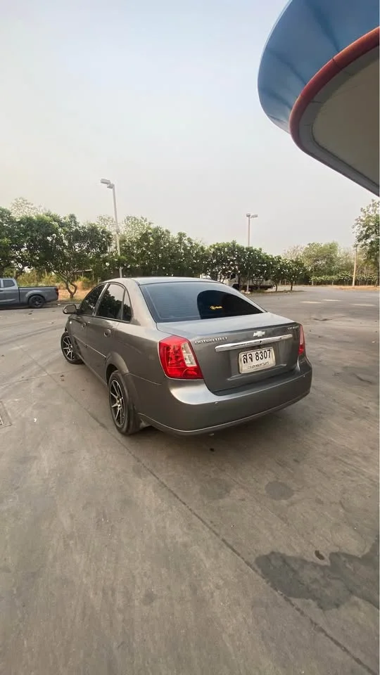 2005 Chevrolet Optra 3