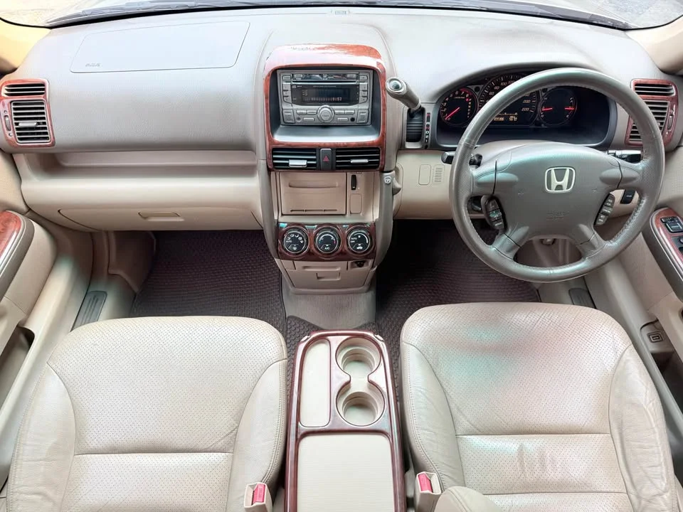2005 Honda CR-V II 3