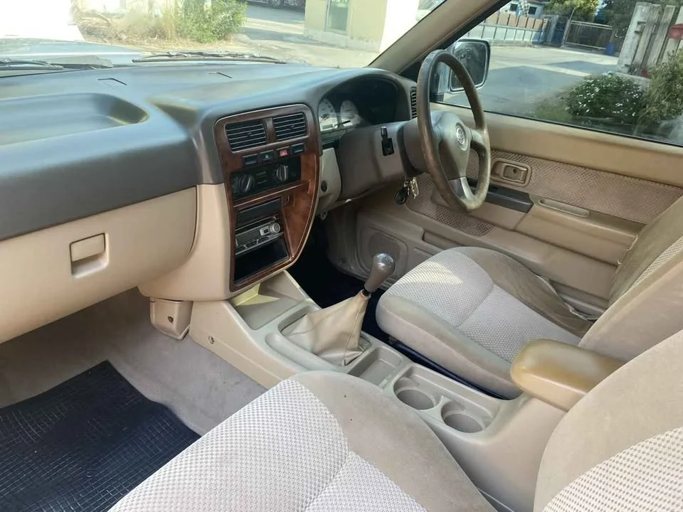 2006 Nissan Frontier I 2