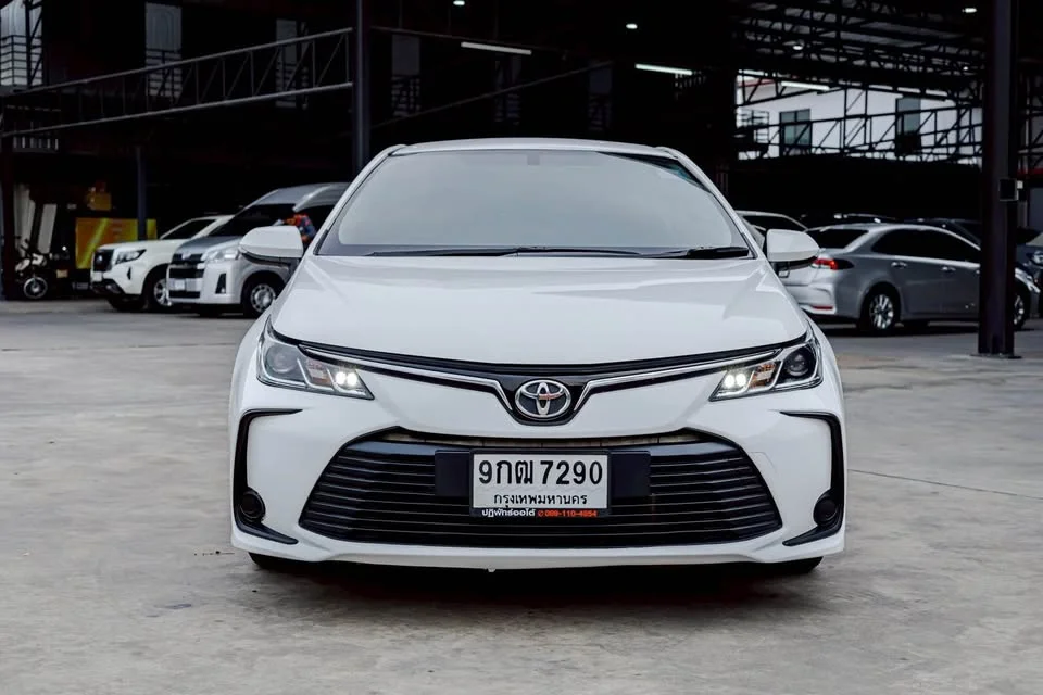 2019 Toyota Corolla Altis XII (E210) 3