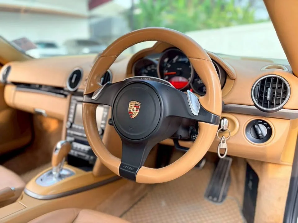 2011 Porsche Boxster and Cayman II 2