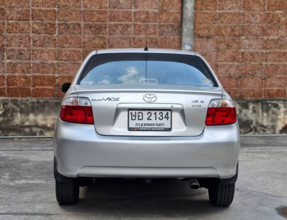 2004 Toyota Vios I 2
