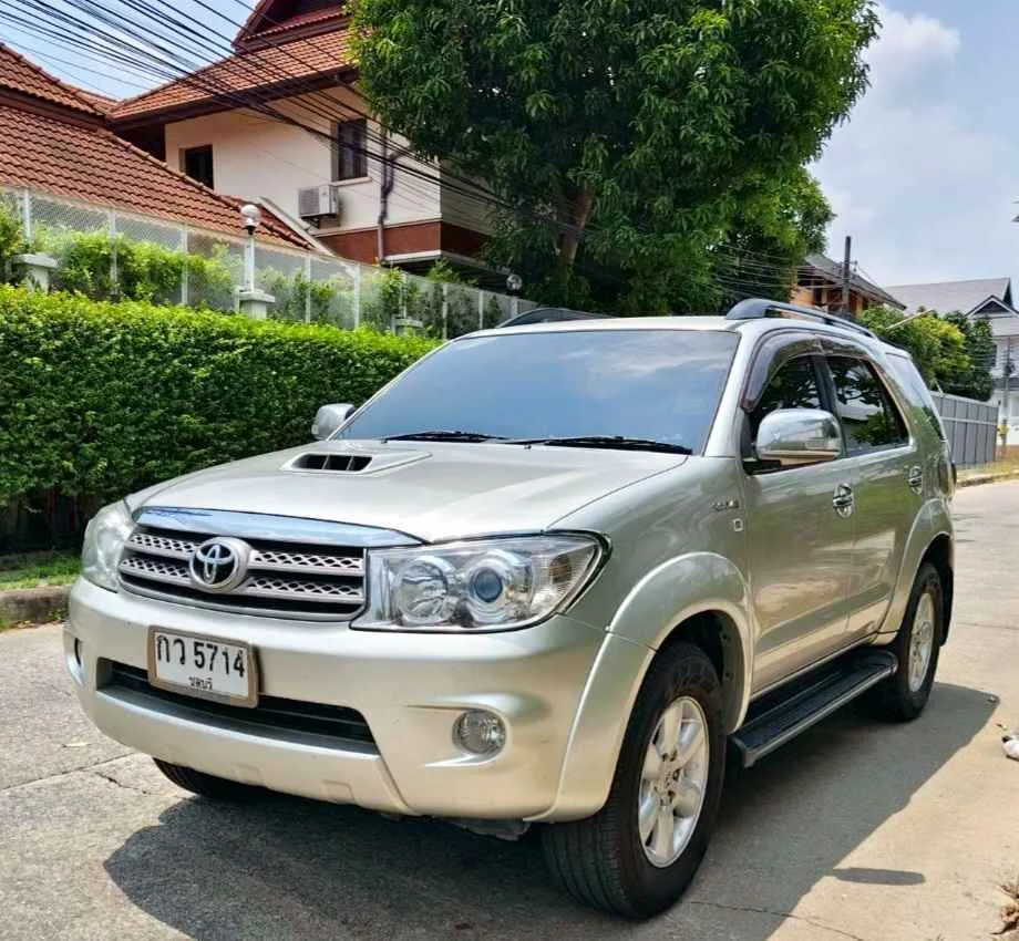 2008 Toyota Fortuner I 2