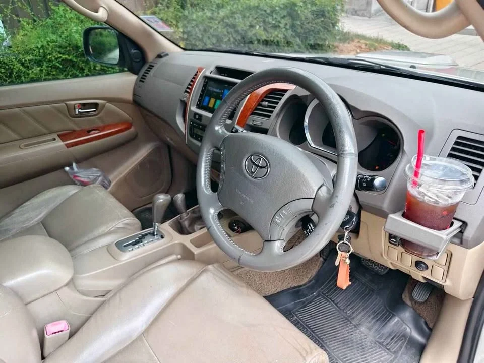 2008 Toyota Fortuner I 3