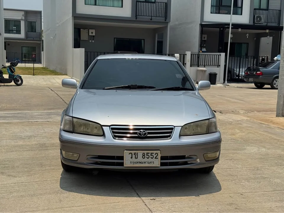 2001 Toyota Camry IV (XV20) 3