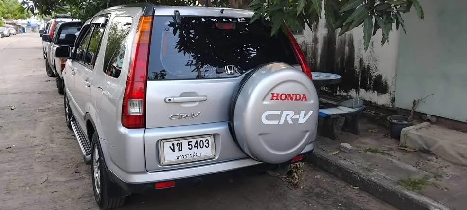 2003 Honda CR-V II 3