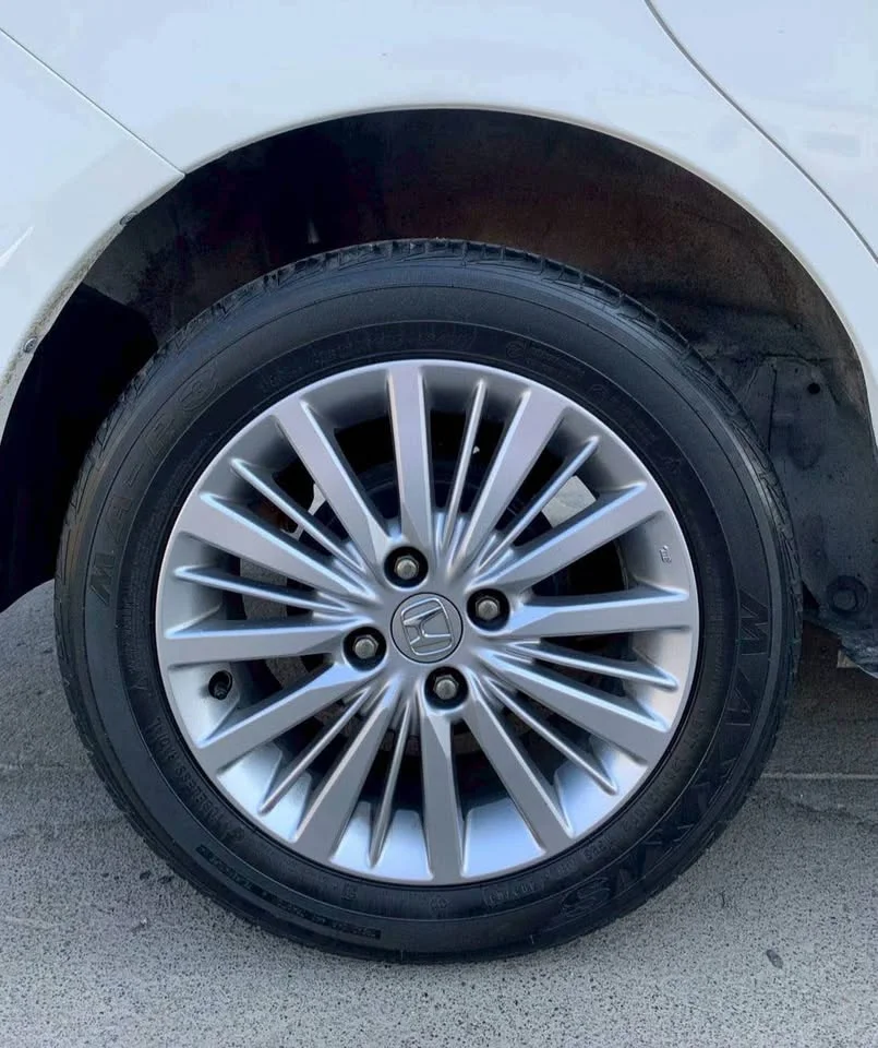 2018 Honda Mobilio II 3