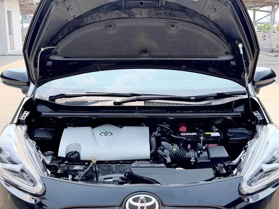 2019 Toyota Sienta II 2