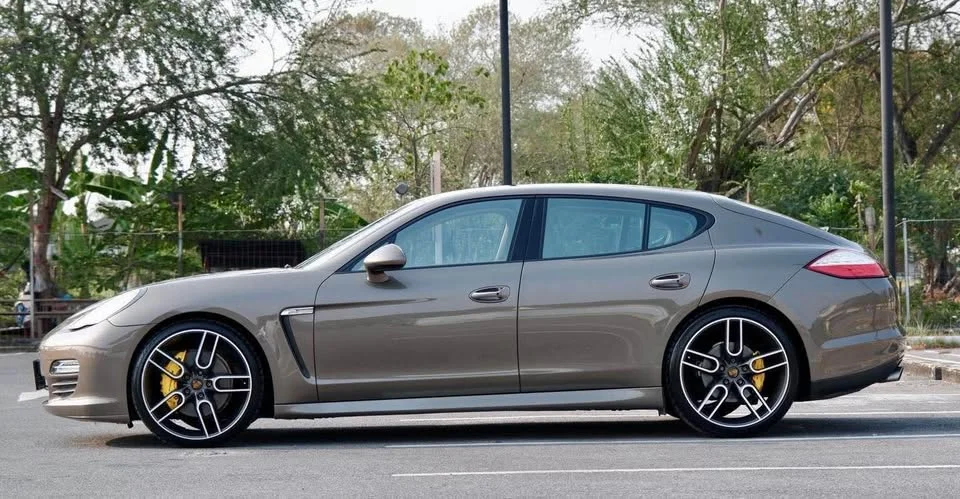 2011 Porsche Panamera I 3