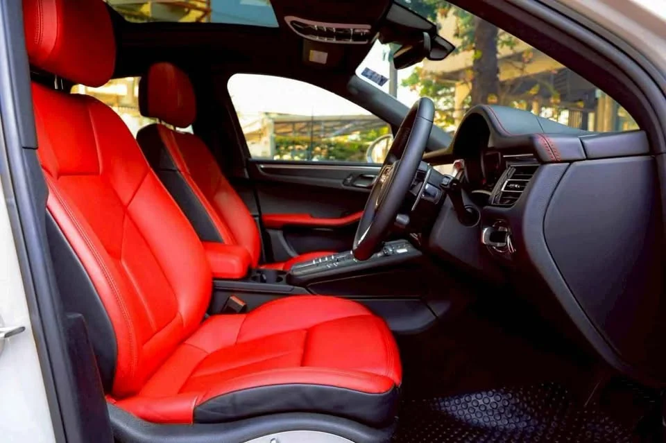 2020 Porsche Macan I 3