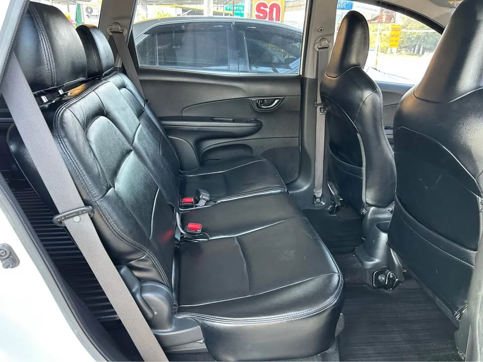 2016 Honda Mobilio II 3