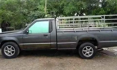 Mitsubishi Triton II 2