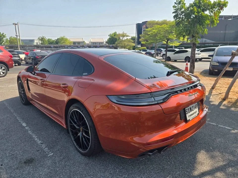 2023 Porsche Panamera II 3