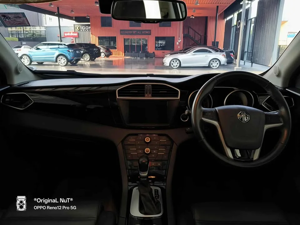 2017 MG GS 2