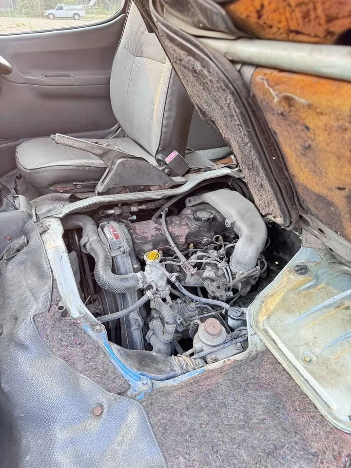 1997 Toyota Commuter IV (H100) 2