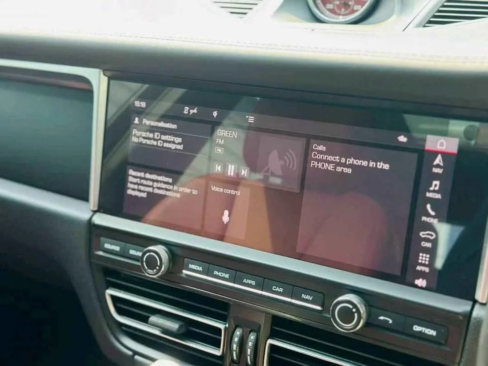 2021 Porsche Macan I 2