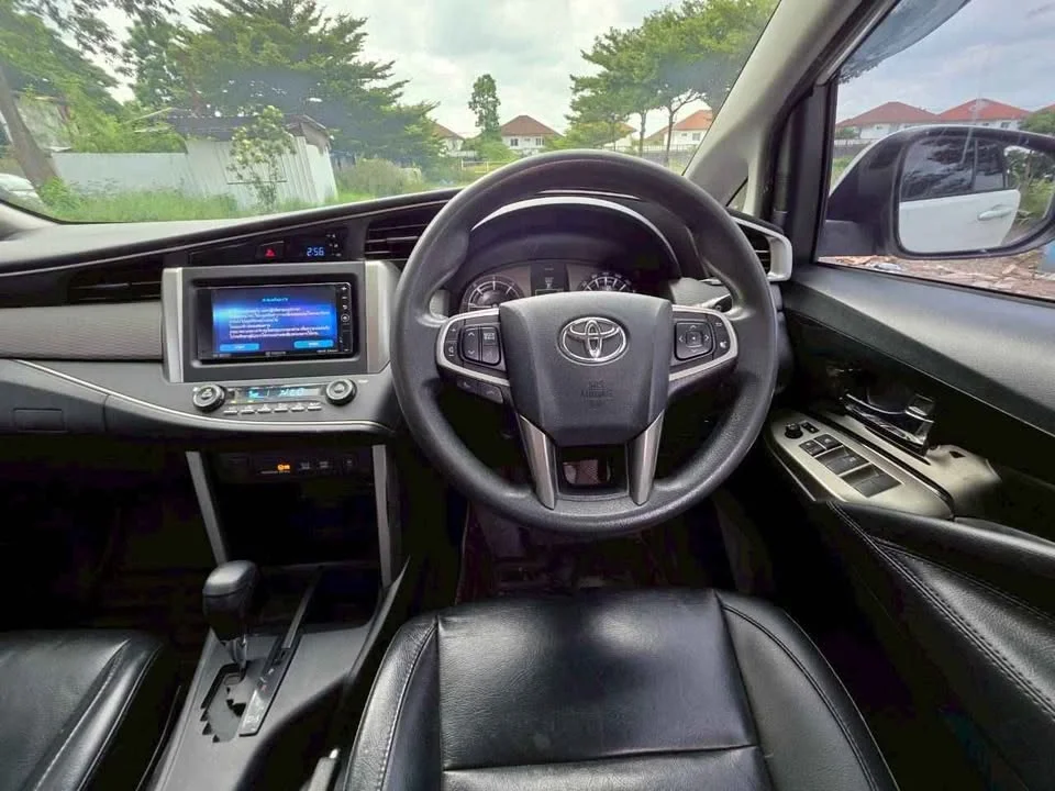 2018 Toyota Innova II 3