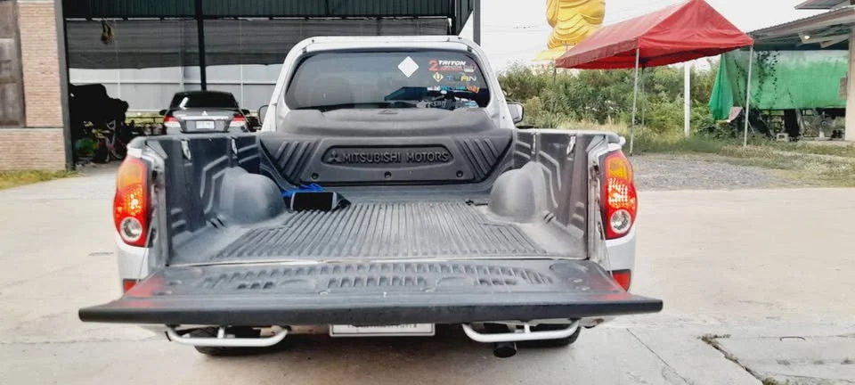 2013 Mitsubishi Triton IV 2
