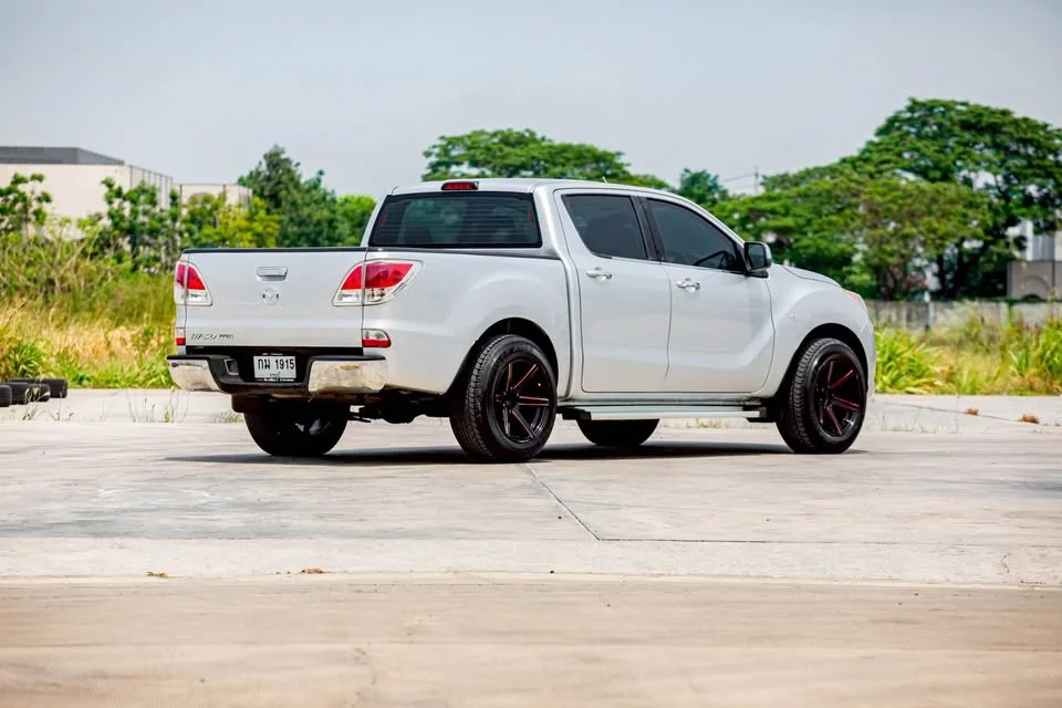 2012 Mazda BT-Series II 2
