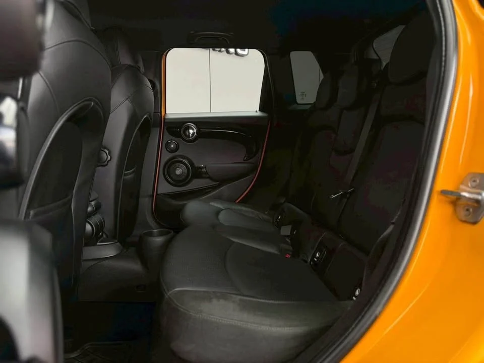 2015 Mini Hatch  III 2